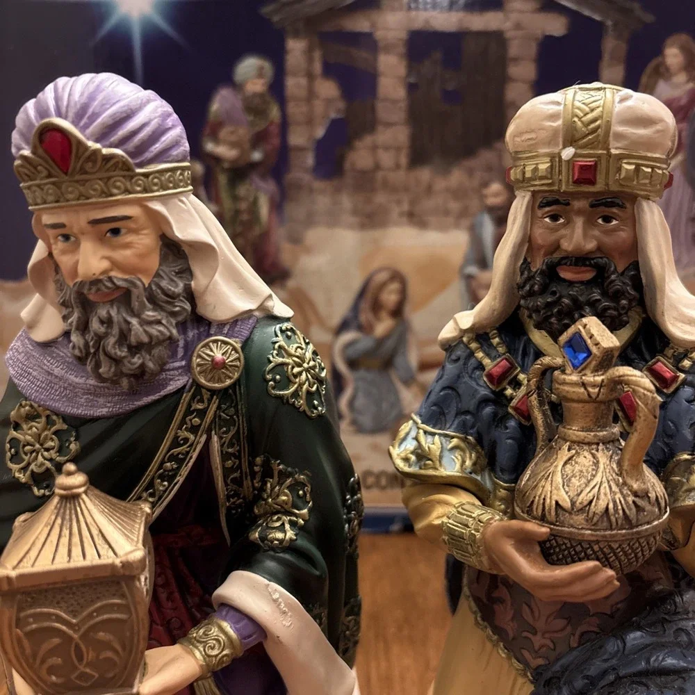 Kirkland Signature Nativity Set 2005080 8 3/4